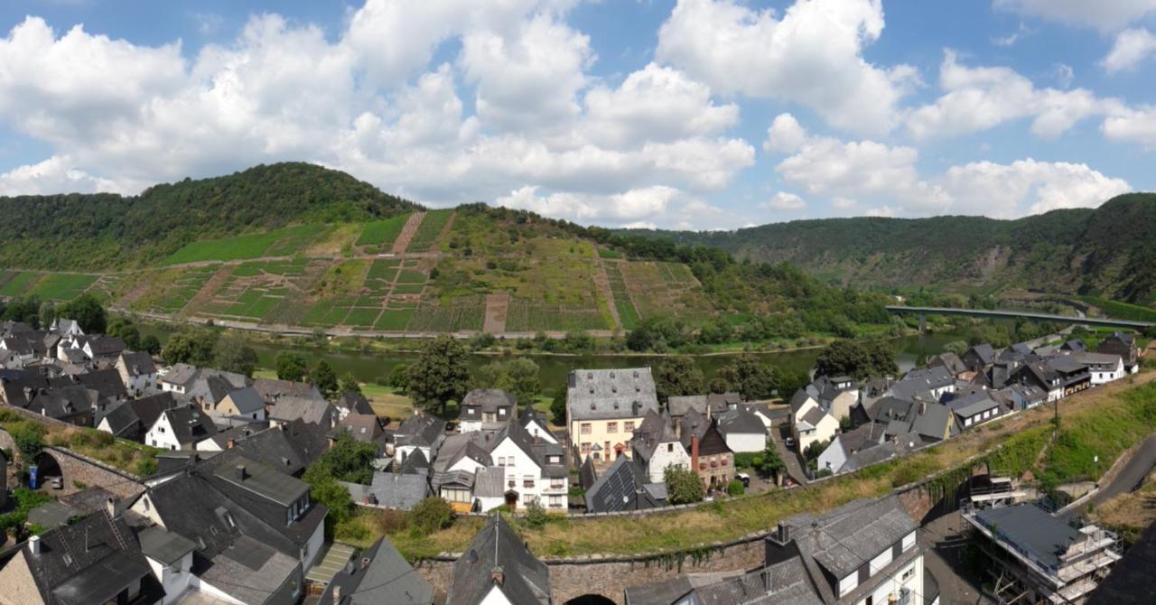 Ferienwohnungen Am Bruttiger Moselsteig 外观 照片