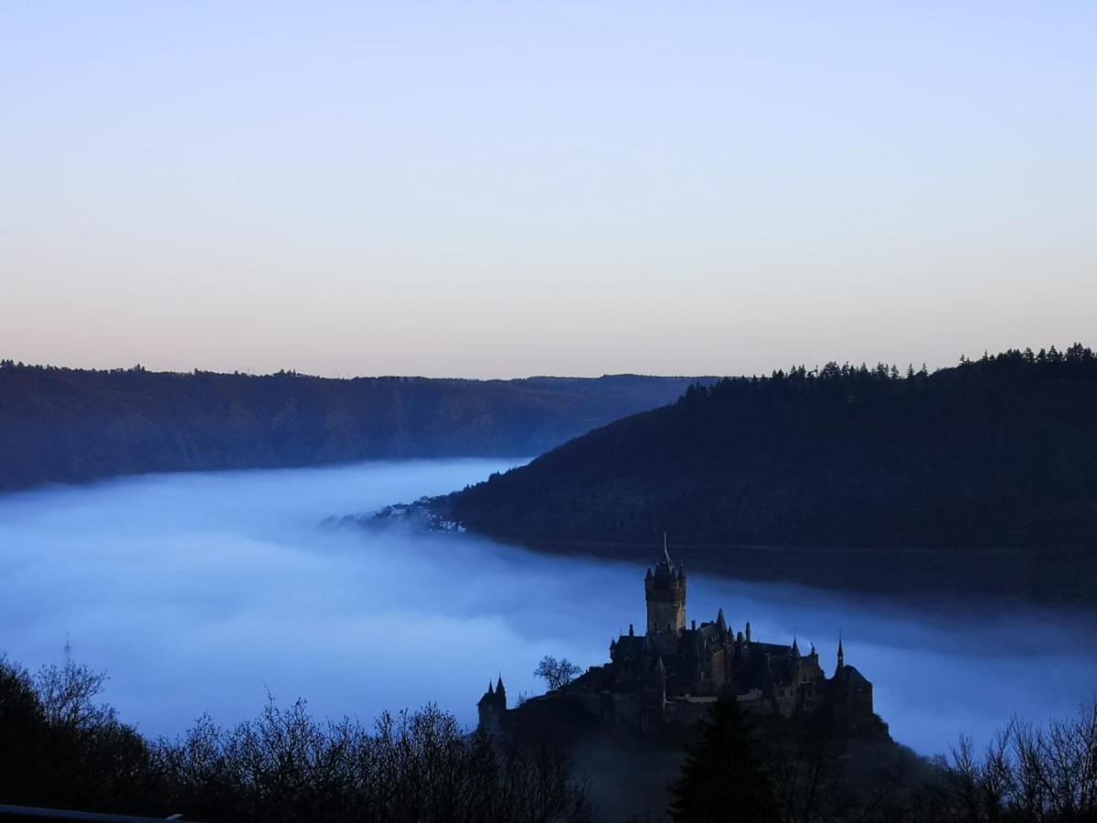 Ferienwohnungen Am Bruttiger Moselsteig 外观 照片